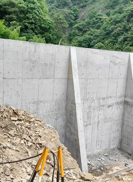 日照岚山区重力式挡土墙